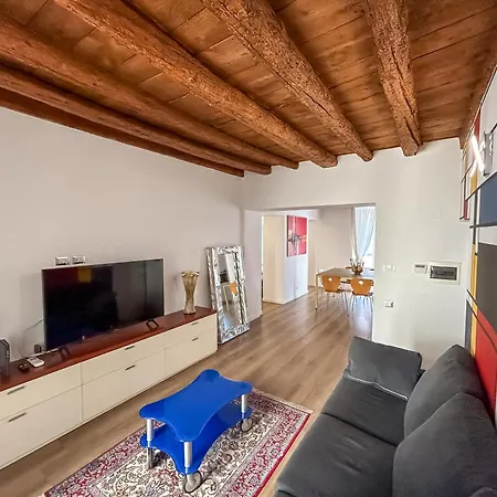 Apartmán & Charme In Un Palazzo Storico Di *